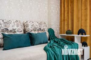 1-к квартира, посуточно, 42м2, 3/25 этаж