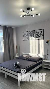 1-к квартира, посуточно, 40м2, 16/18 этаж