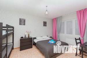 1-к квартира, посуточно, 37м2, 8/10 этаж