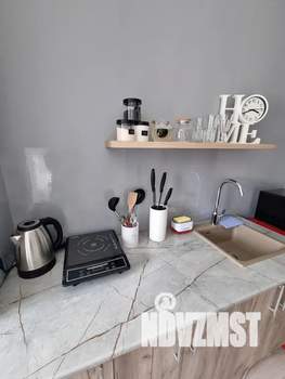 Студия квартира, посуточно, 13м2, 1/9 этаж