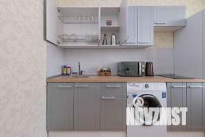 1-к квартира, посуточно, 44м2, 23/27 этаж