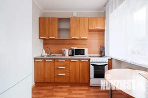 1-к квартира, посуточно, 35м2, 4/5 этаж