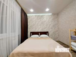 1-к квартира, посуточно, 44м2, 1/1 этаж