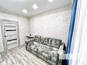 Студия квартира, посуточно, 28м2, 10/25 этаж
