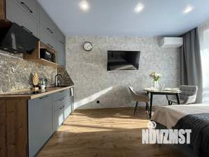 Студия квартира, посуточно, 35м2, 11/17 этаж