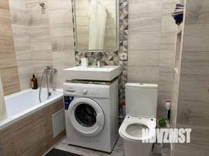 1-к квартира, посуточно, 40м2, 12/25 этаж