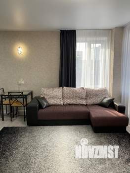 Студия квартира, на длительный срок, 35м2, 17/18 этаж