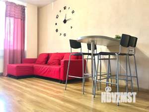 1-к квартира, посуточно, 32м2, 2/10 этаж