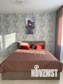 Студия квартира, посуточно, 40м2, 16/19 этаж