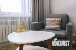 1-к квартира, посуточно, 40м2, 6/25 этаж