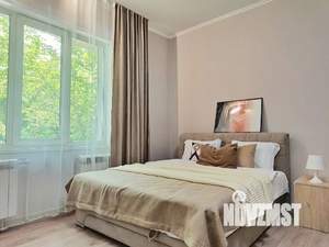 Студия квартира, посуточно, 30м2, 1/3 этаж