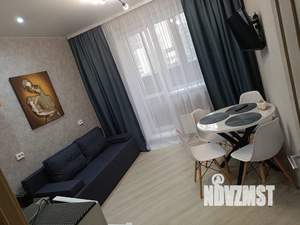 1-к квартира, посуточно, 42м2, 2/17 этаж