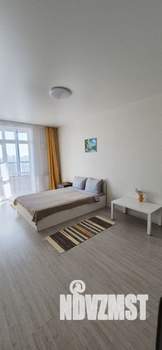 1-к квартира, посуточно, 38м2, 22/26 этаж