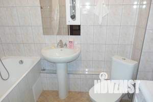 1-к квартира, посуточно, 38м2, 17/25 этаж