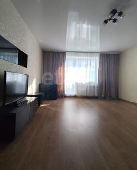 Студия квартира, на длительный срок, 39м2, 1/10 этаж