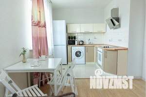 2-к квартира, посуточно, 47м2, 15/25 этаж