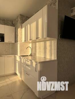 Студия квартира, посуточно, 40м2, 16/19 этаж