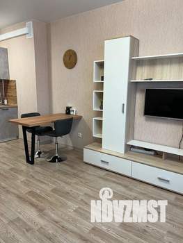 Студия квартира, посуточно, 30м2, 12/18 этаж