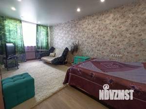 2-к квартира, посуточно, 50м2, 1/1 этаж