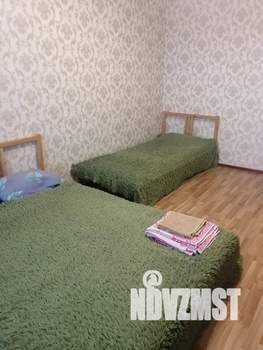 1-к квартира, посуточно, 42м2, 4/10 этаж