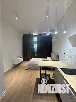Студия квартира, посуточно, 27м2, 1/25 этаж