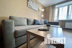 1-к квартира, посуточно, 33м2, 3/9 этаж