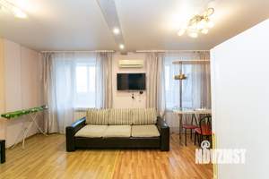 Студия квартира, посуточно, 42м2, 9/19 этаж