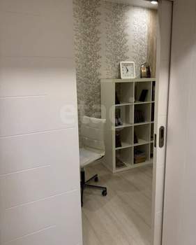 4-к квартира, на длительный срок, 100м2, 1/10 этаж