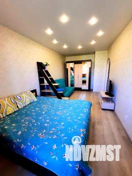 1-к квартира, посуточно, 32м2, 4/5 этаж