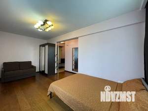 1-к квартира, посуточно, 35м2, 5/5 этаж
