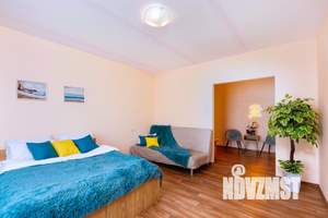 1-к квартира, посуточно, 43м2, 1/1 этаж