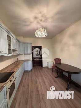 2-к квартира, вторичка, 68м2, 4/9 этаж