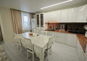 2-к квартира, вторичка, 72м2, 8/14 этаж