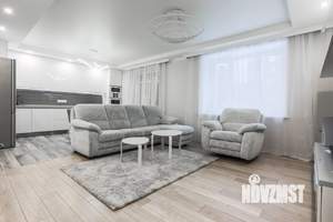 3-к квартира, вторичка, 100м2, 4/10 этаж