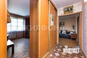3-к квартира, вторичка, 60м2, 9/9 этаж