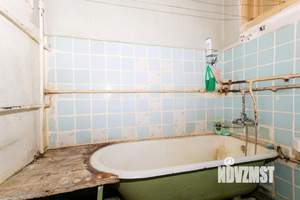 3-к квартира, вторичка, 64м2, 2/4 этаж