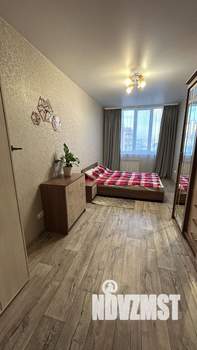2-к квартира, вторичка, 63м2, 10/19 этаж