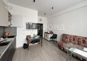 2-к квартира, вторичка, 77м2, 1/17 этаж