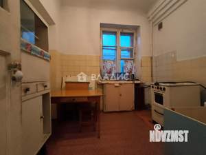 2-к квартира, вторичка, 65м2, 3/3 этаж