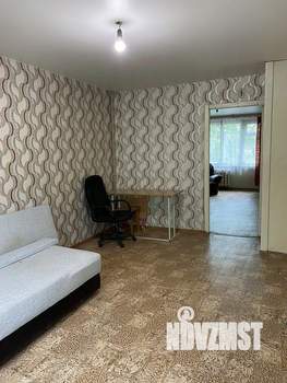 2-к квартира, вторичка, 43м2, 1/5 этаж