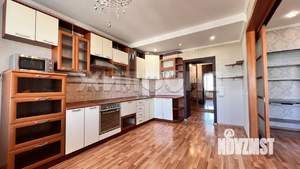 3-к квартира, вторичка, 97м2, 10/10 этаж