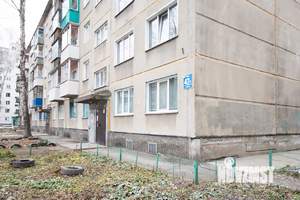 3-к квартира, вторичка, 58м2, 1/5 этаж