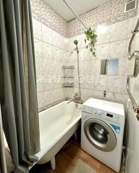 2-к квартира, вторичка, 43м2, 5/5 этаж