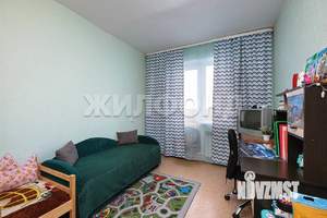 2-к квартира, вторичка, 63м2, 1/9 этаж