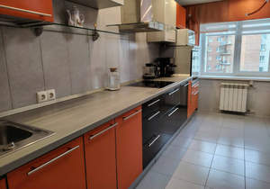 3-к квартира, вторичка, 74м2, 8/9 этаж