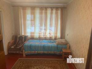 2-к квартира, вторичка, 43м2, 1/5 этаж