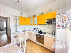 4-к квартира, вторичка, 98м2, 3/3 этаж