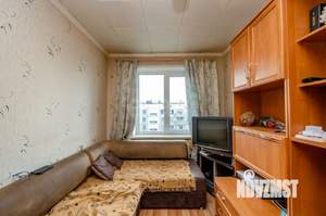 3-к квартира, вторичка, 58м2, 9/9 этаж