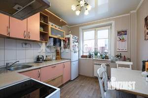 3-к квартира, вторичка, 65м2, 9/10 этаж