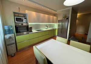 3-к квартира, вторичка, 95м2, 12/16 этаж